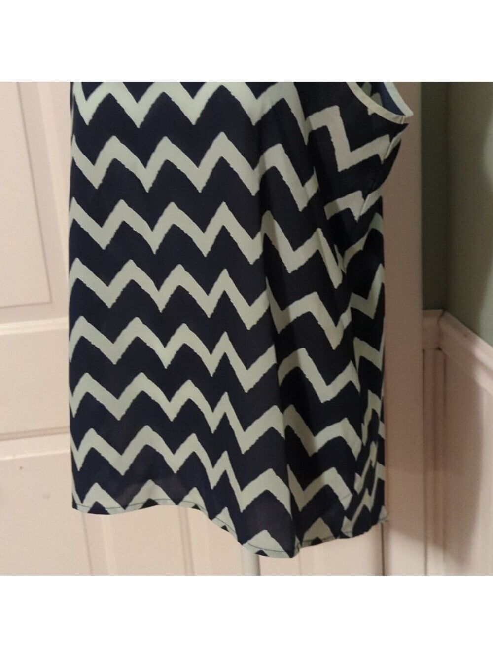 Pink Rose Large Zigzag Tank Top Button Back - Picture 3 of 13